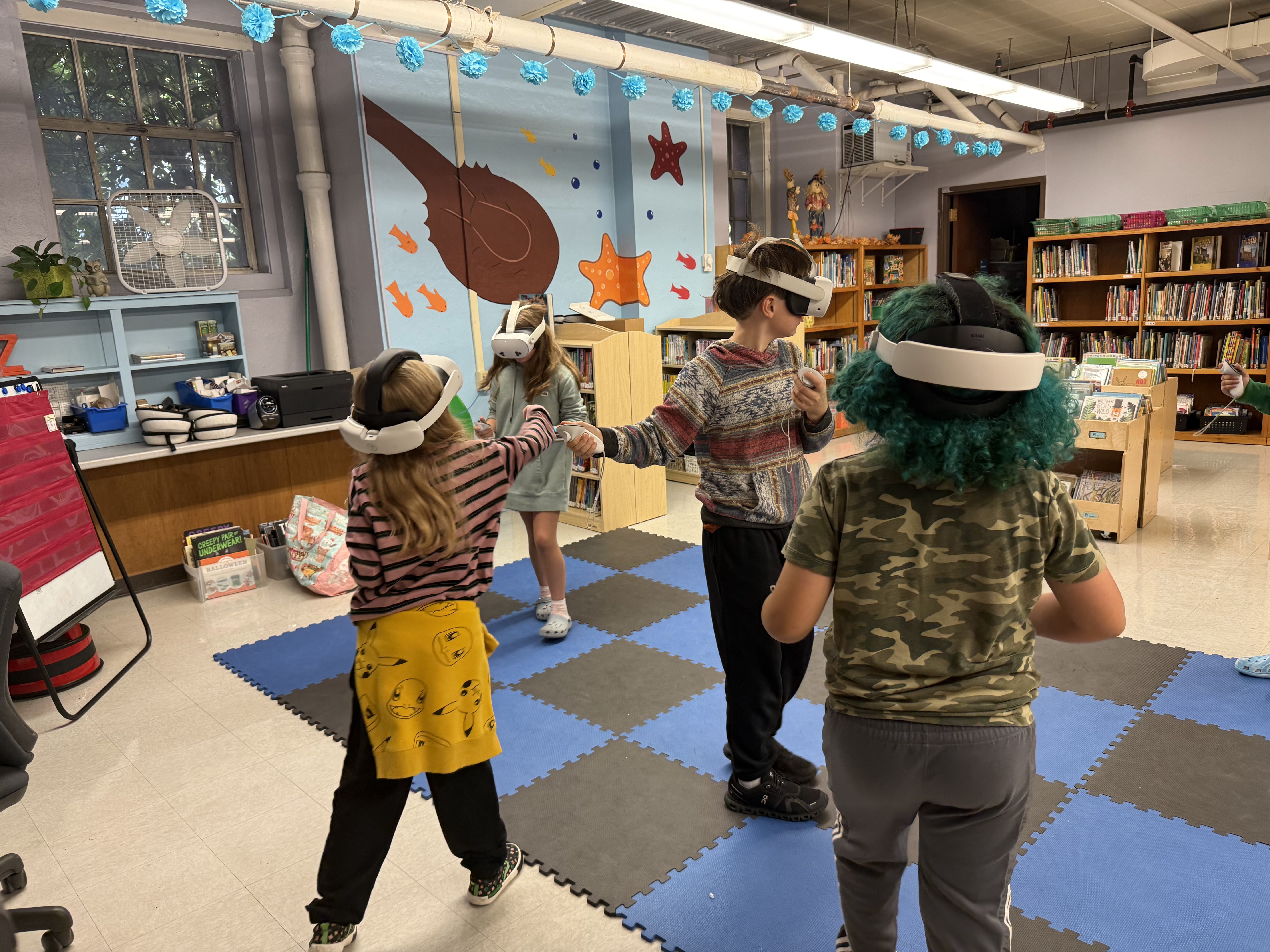 Students using VR Bubbler technology